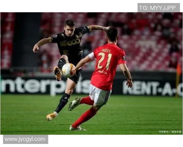 前进之前鹰与海尔蒙特的激烈对决展现篮球魅力与团队精神